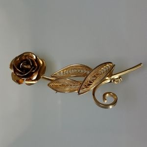Vintage gold rose brooch pin